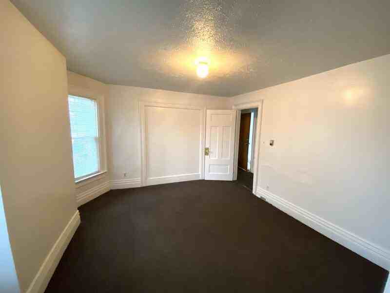 140 140 Weld Street - 2 - Photo 2 of 6