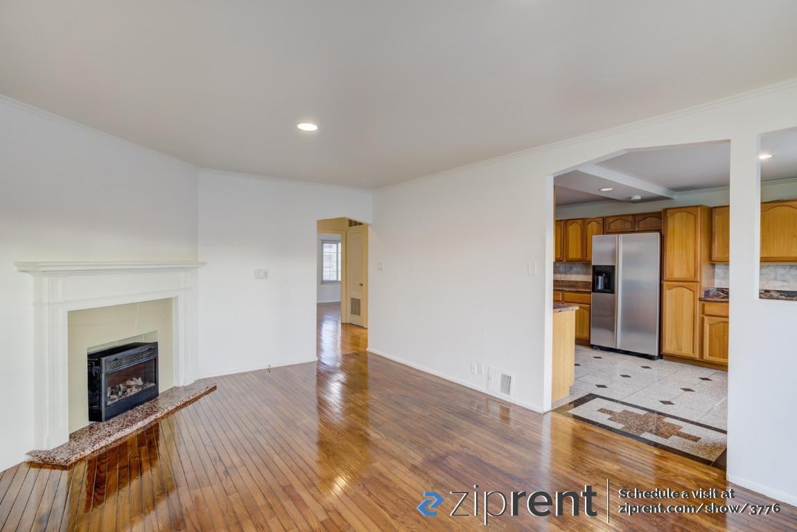 2358 45th Ave - Photo 3 of 20