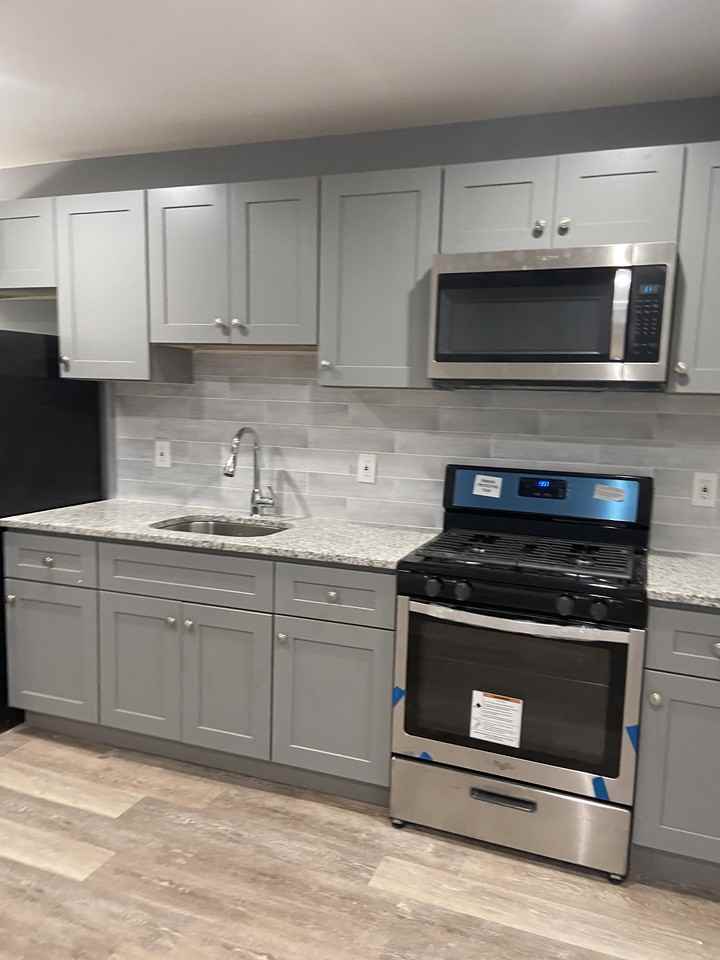 322 S 56th St #A - Photo 3 of 25