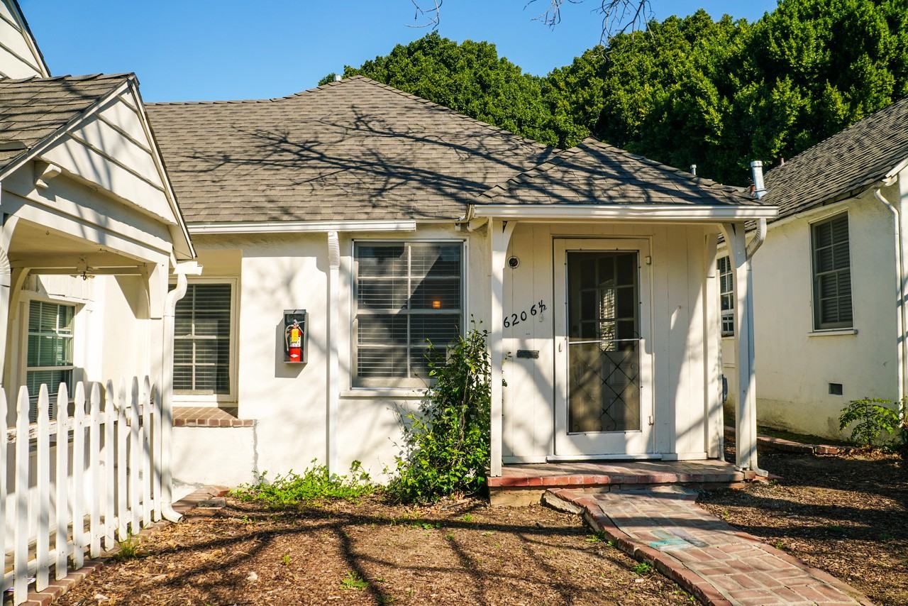 6206 1/2 Greenleaf Avenue - Photo 2 of 46