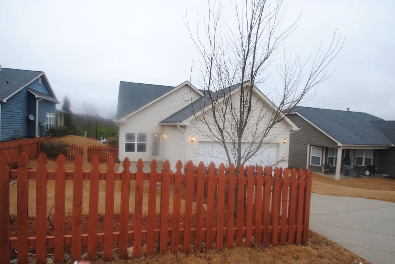 2957 Nairn Ct - Photo 2 of 12