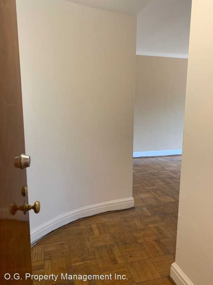 520 East Ave - Photo 2 of 19