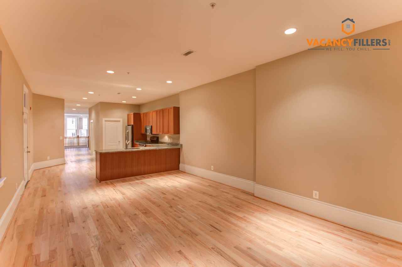 836 Park Ave #A - Photo 3 of 15