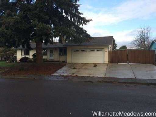 1507 Freeman Ct NE - Photo 2 of 21