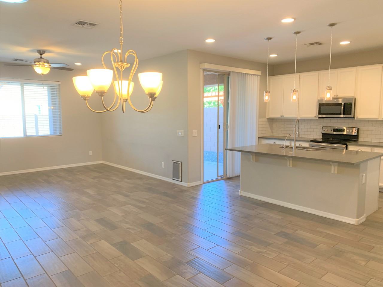 334 N 79th Pl - Photo 3 of 20