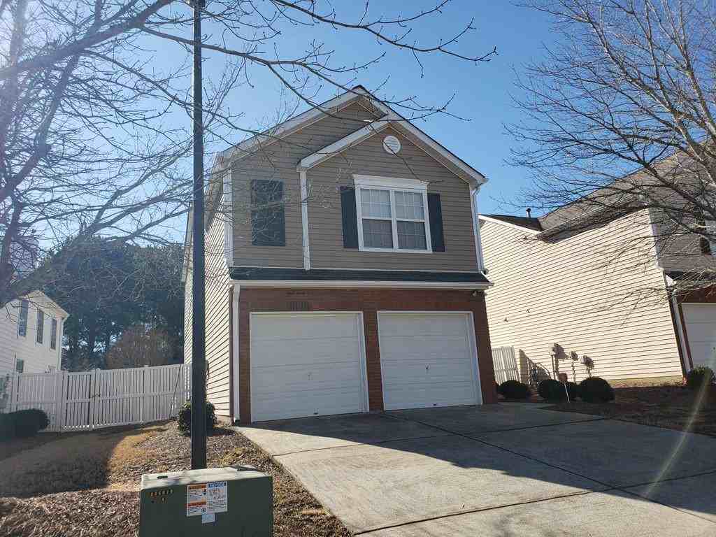 3371 Avensong Village Cir - Photo 2 of 6