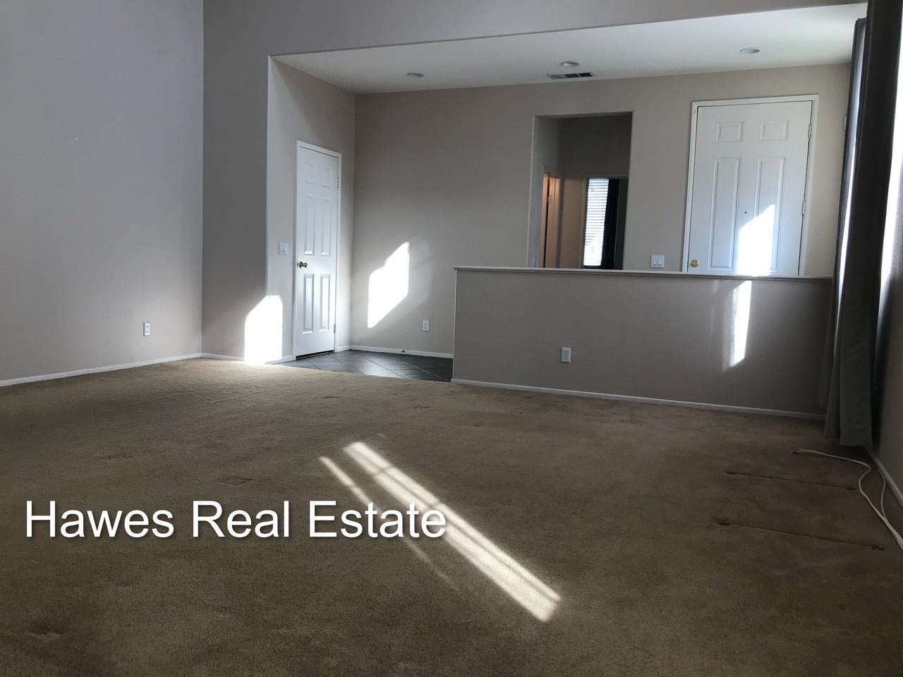 7018 Penny Ct - Photo 5 of 33