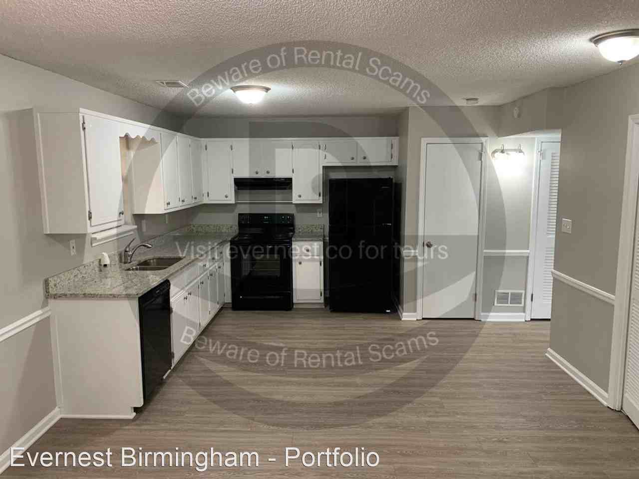 2368 Grayson Valley Cir - Photo 2 of 15