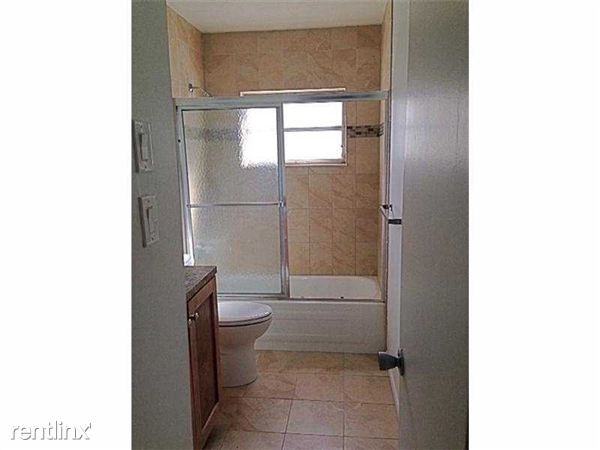 8101 NW 101st Ave - Photo 2 of 9