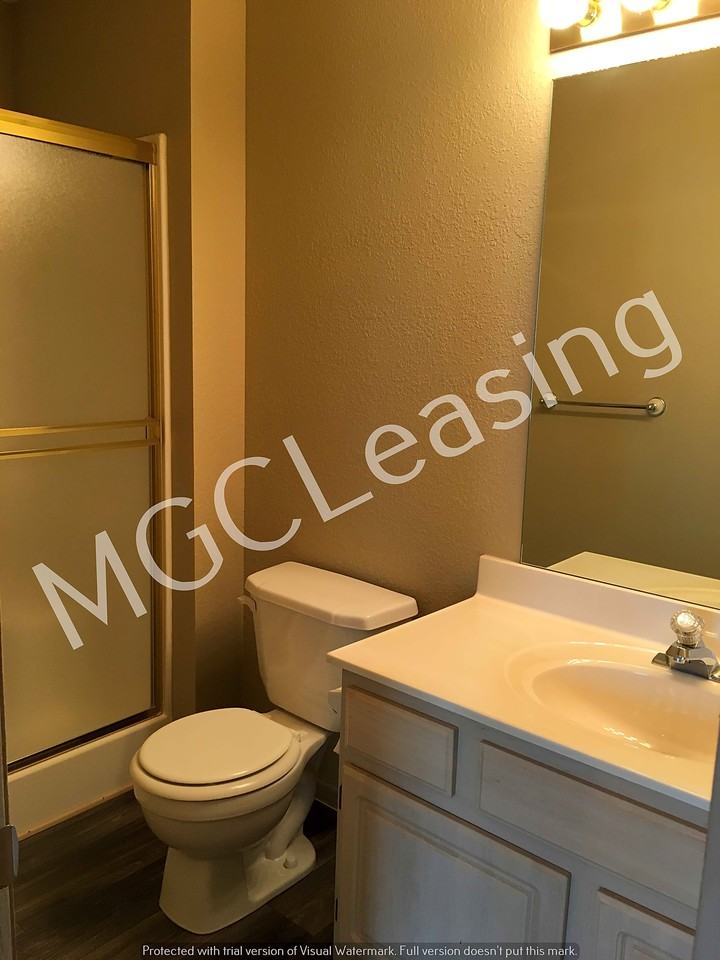 1015 Garden Way - Photo 2 of 10