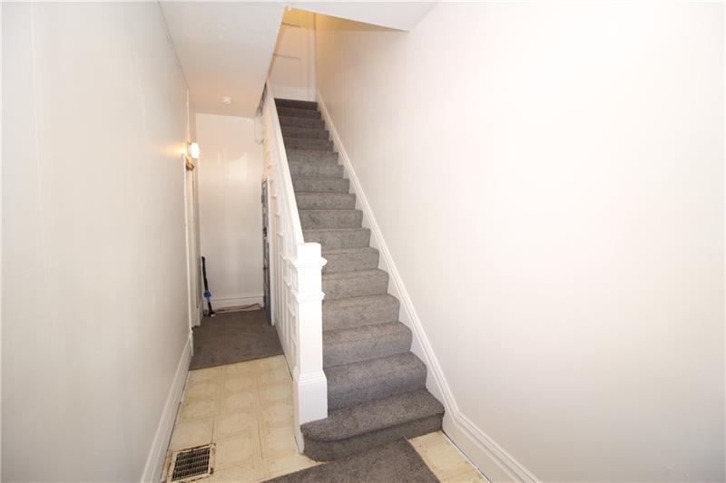 318 2nd St Unit 2 - Photo 2 of 17