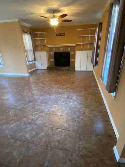 5381 Lynbrook Lndg - Photo 2 of 50