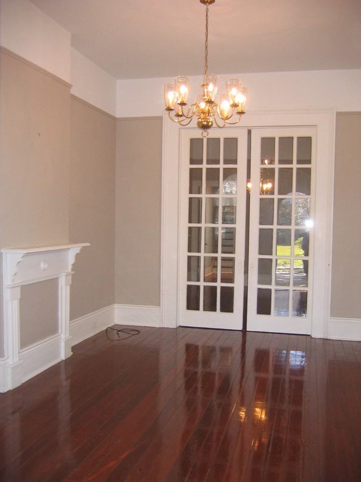 DOUBLE AT 402 MILLAUDON ST/DOMINICAN - Photo 4 of 24