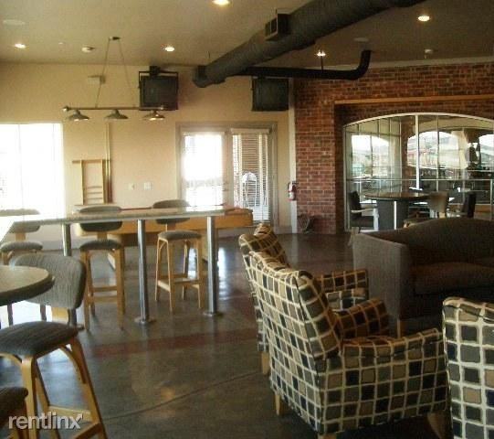 3256 Canton St #D11 - Photo 3 of 4