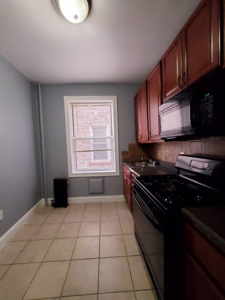 761 Avenue A - Photo 2 of 11