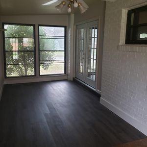 1609 Mayflower Dr - Photo 2 of 5