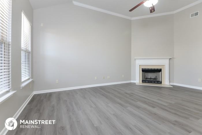 4325 Sierra Way - Photo 3 of 16