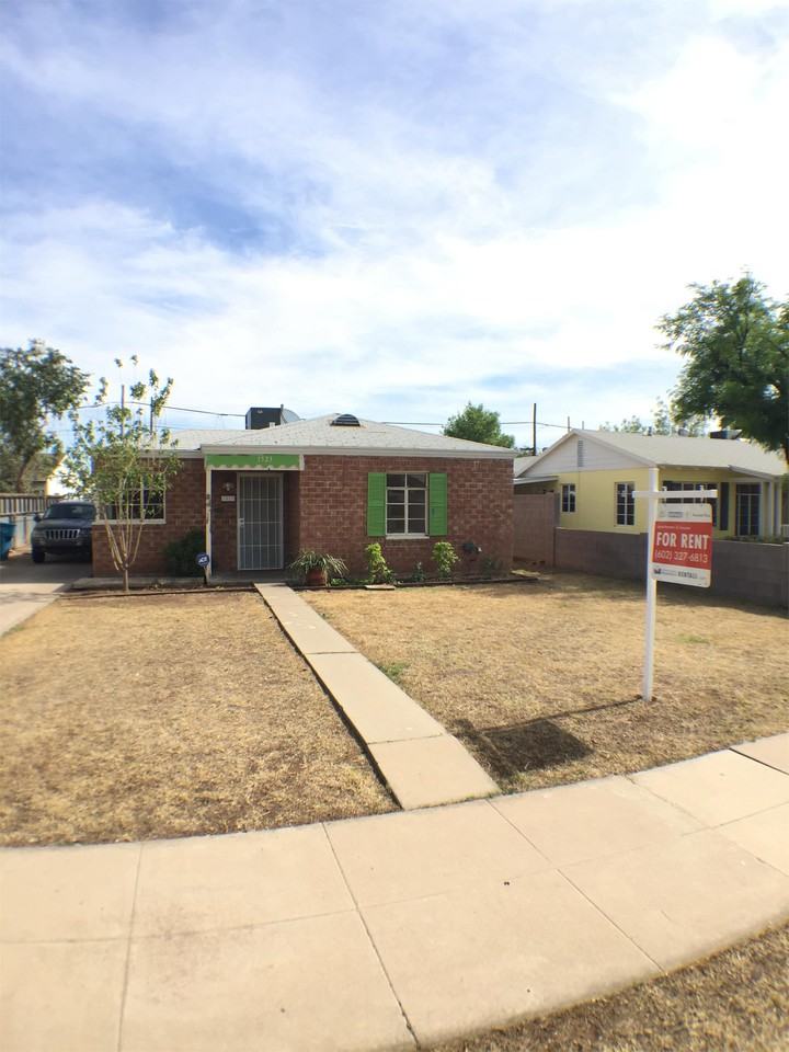 1523 E Cambridge Ave #GH - Photo 6 of 6