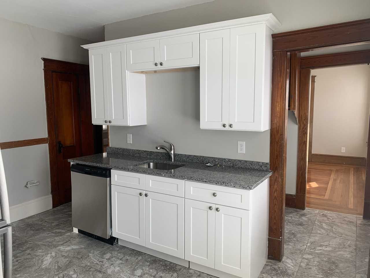 16851687 Northampton St #1685 - Photo 5 of 13