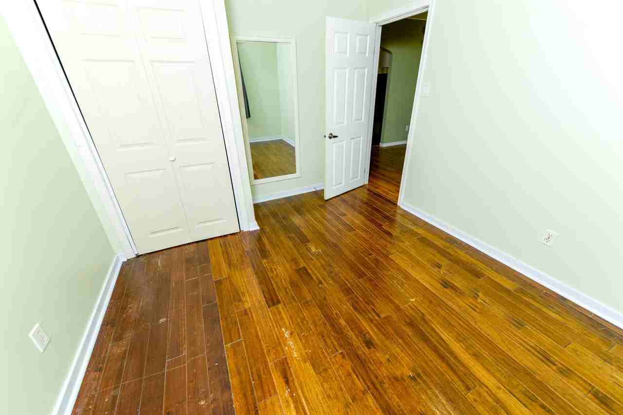 647 Robinson St #1 - Photo 3 of 19