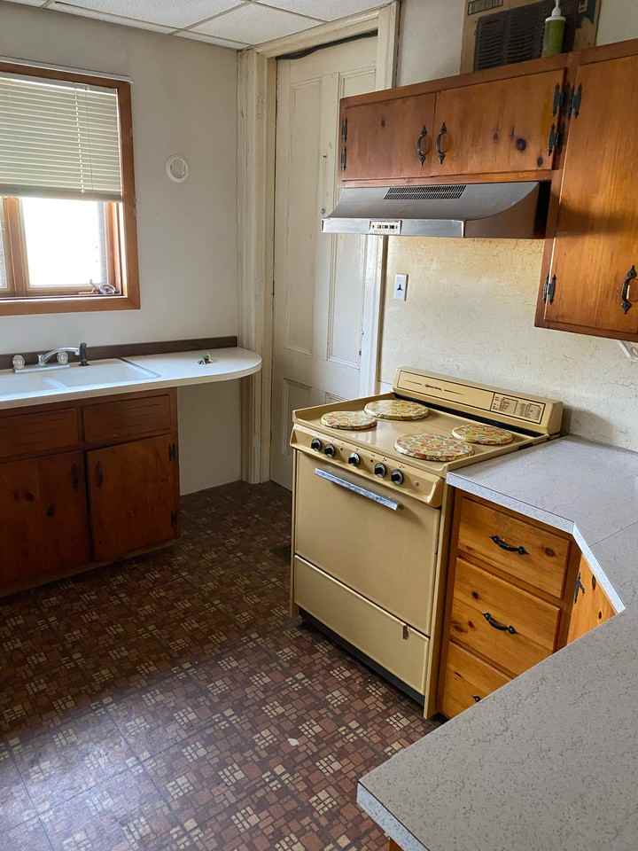 4 S Main St #4 - Photo 2 of 3