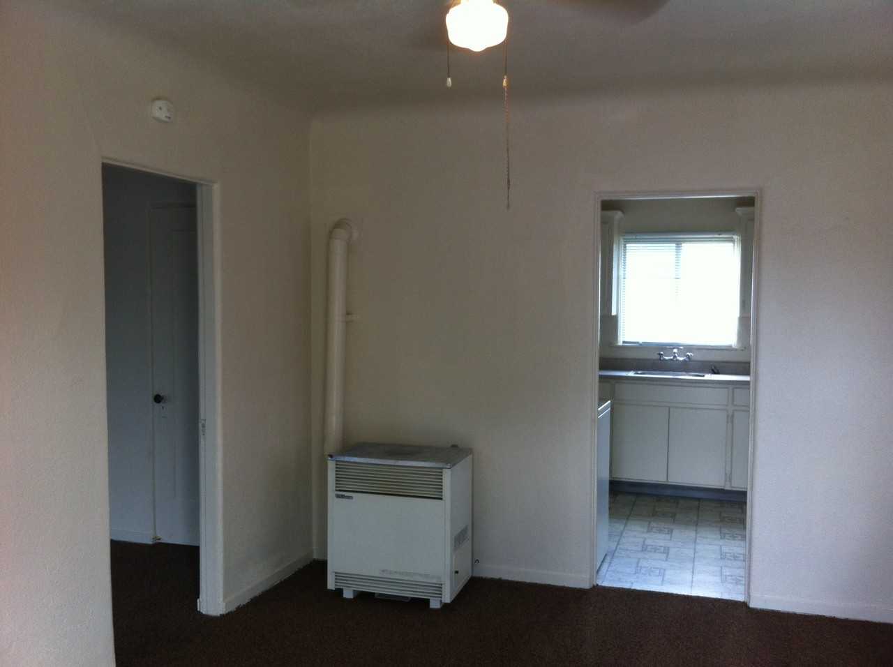 230 A St - Photo 2 of 6