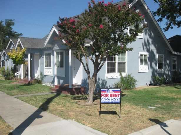 230 A St - Photo 3 of 6