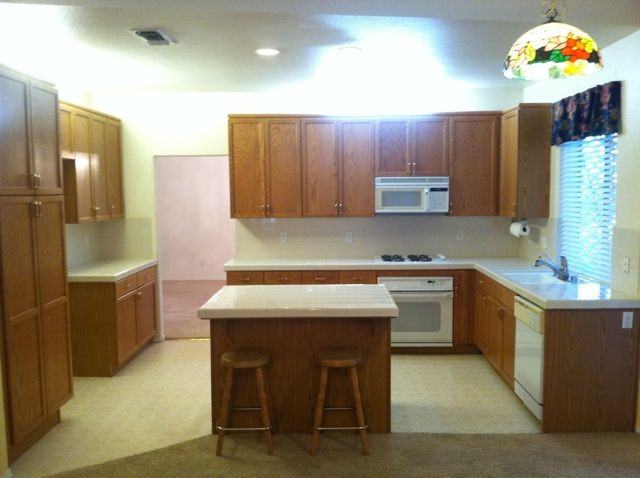 7754 N Princess Ave - Photo 2 of 19