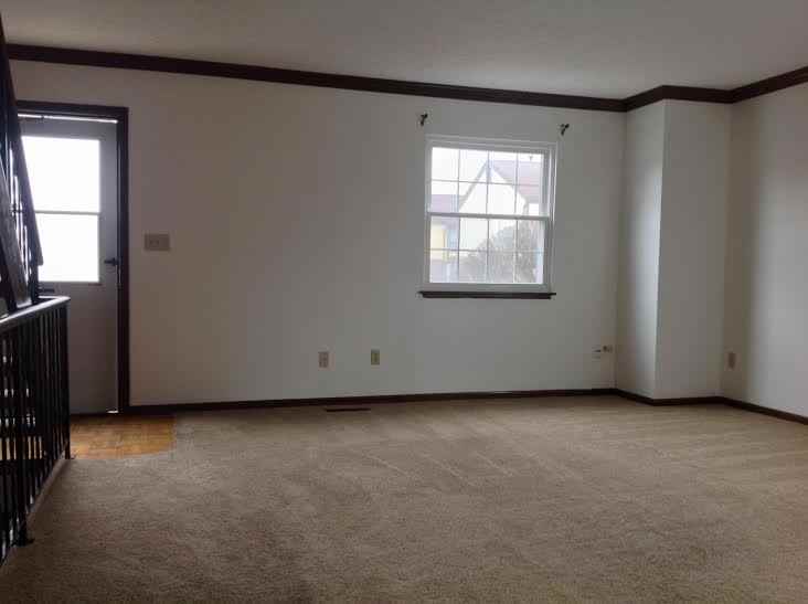 2069 Sprucefield Rd - Photo 2 of 13