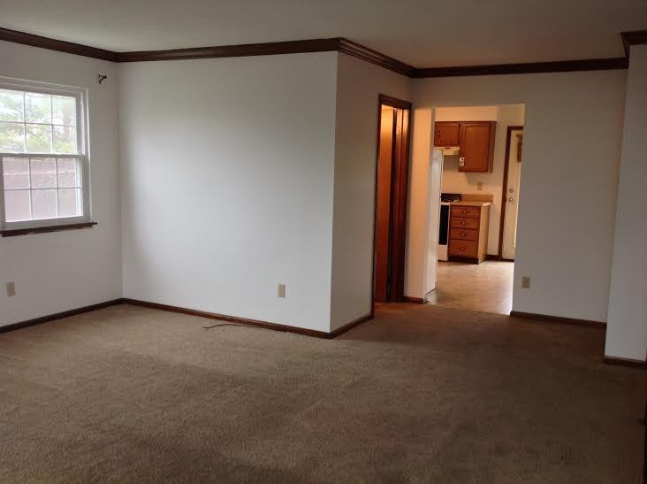 2069 Sprucefield Rd - Photo 3 of 13