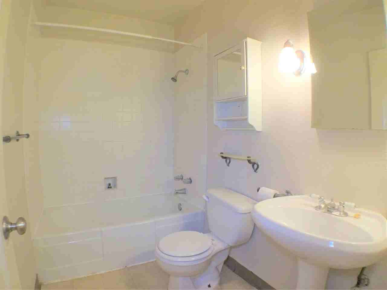 337 W 1st Ave #1 - Photo 6 of 17