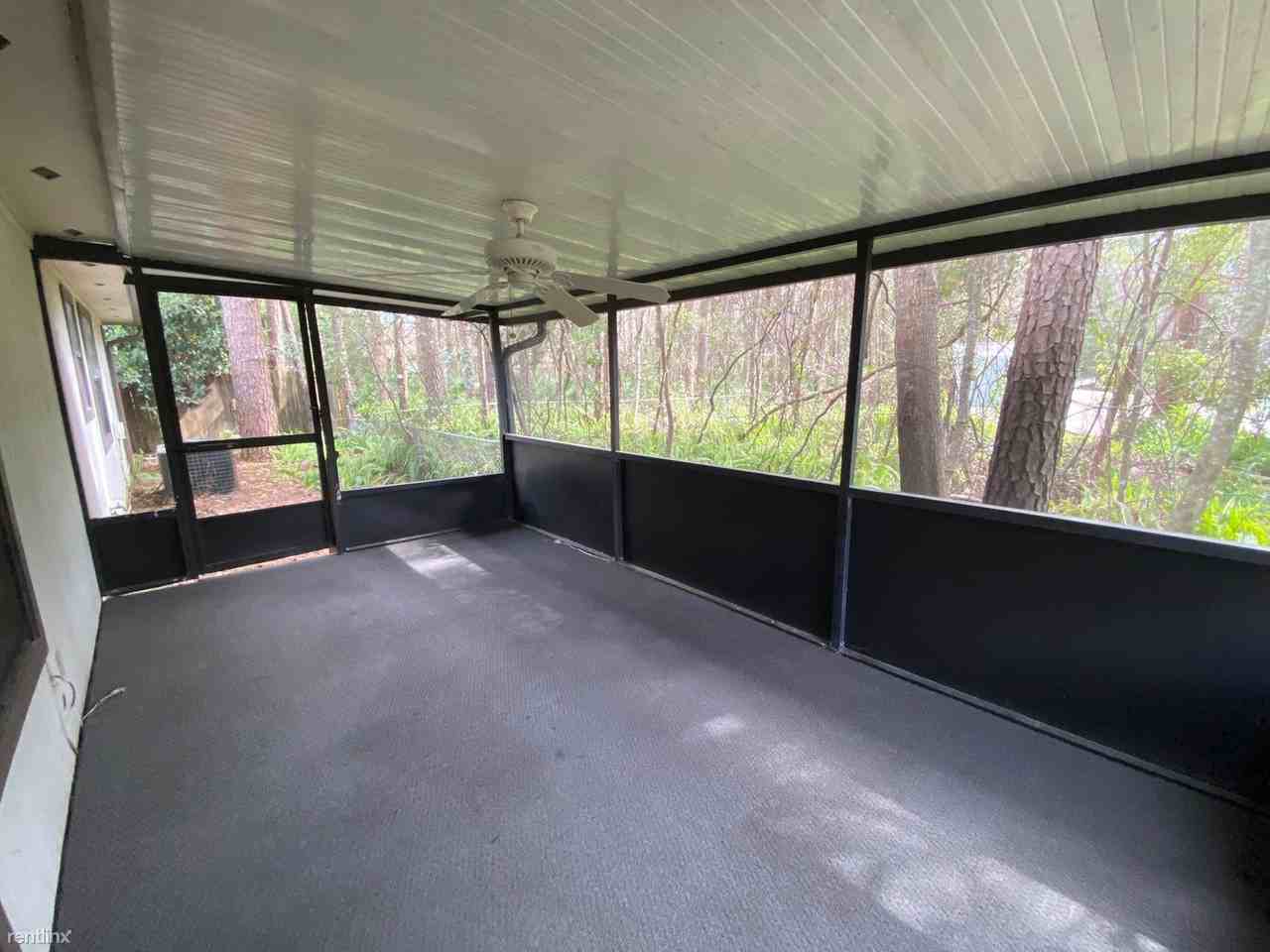 7646 Hilsdale Harbor Ct - Photo 3 of 22