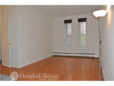 E 2nd St & Avenue A #1A