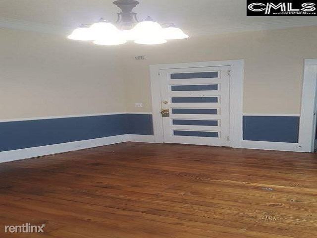 2115 Wallace St - Photo 3 of 17