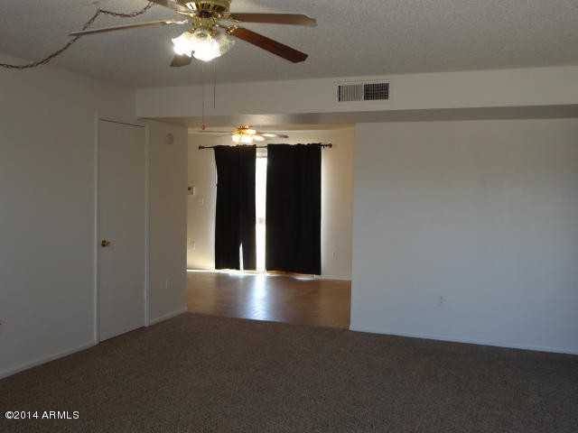 2005 N 51st Dr - Photo 3 of 10