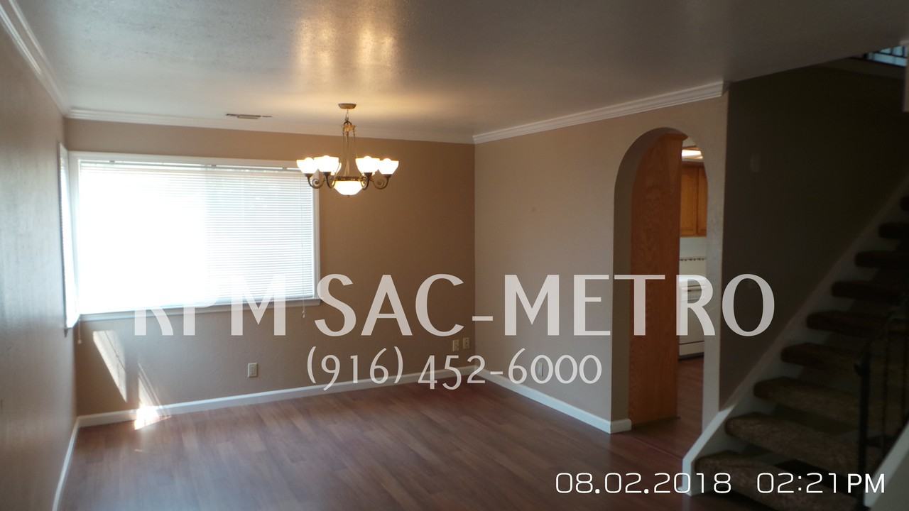 9375 Salina Way - Photo 2 of 6
