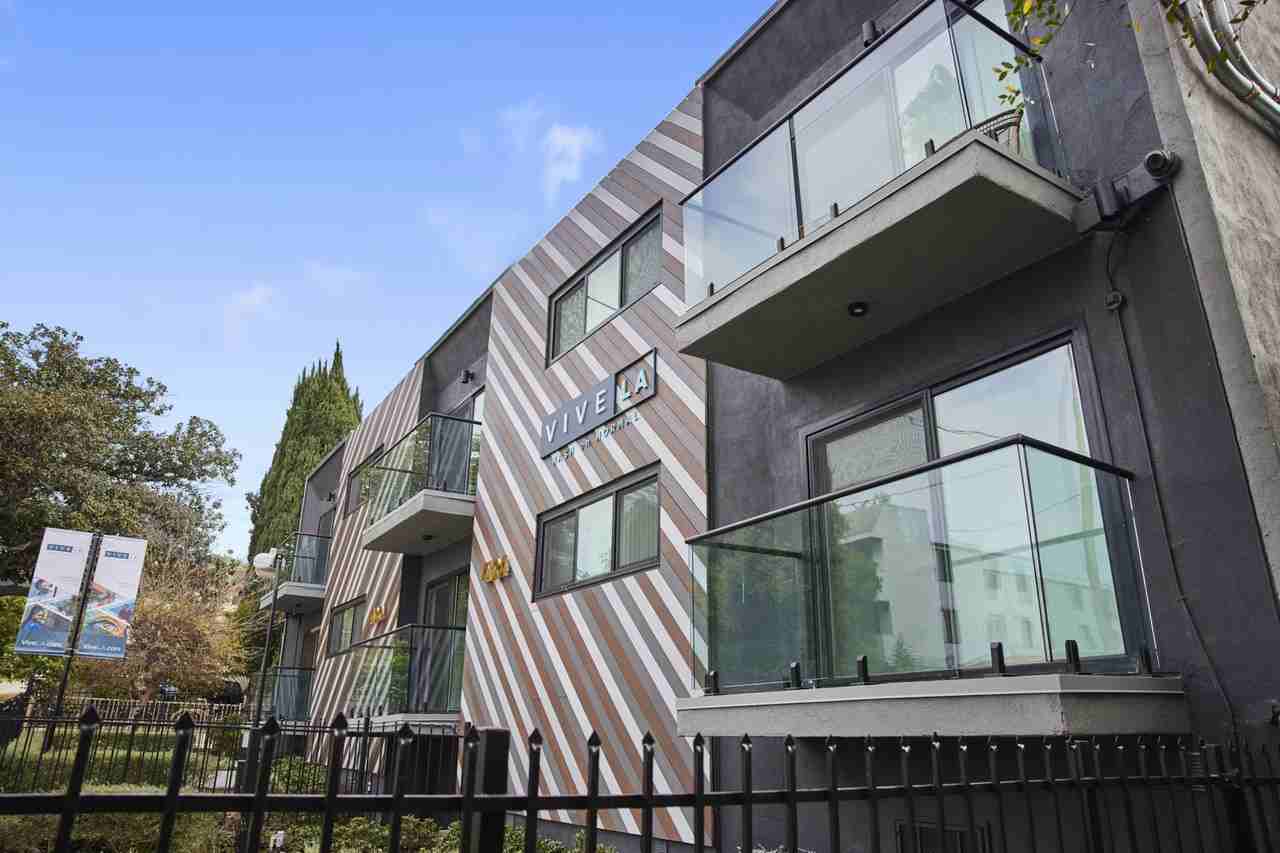 Nash on Normal - Photo 2 of 13