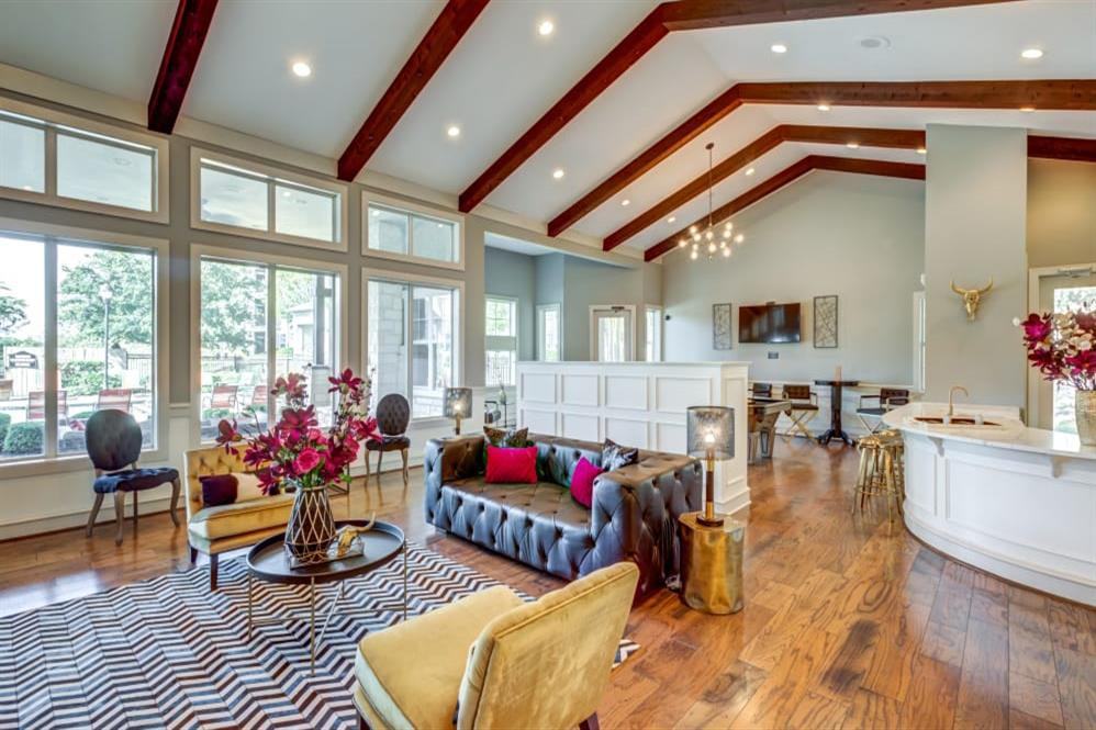 Club at Stone Oak - Photo 2 of 21