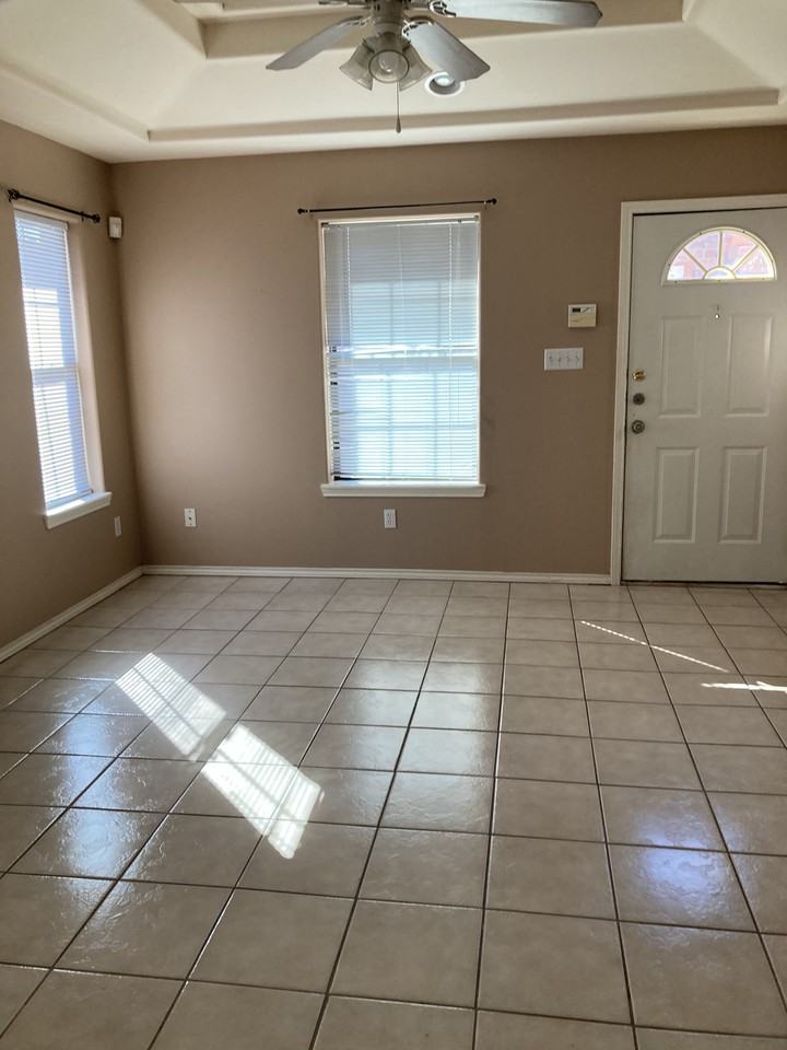 3818 Faith Hill #4 - Photo 3 of 8