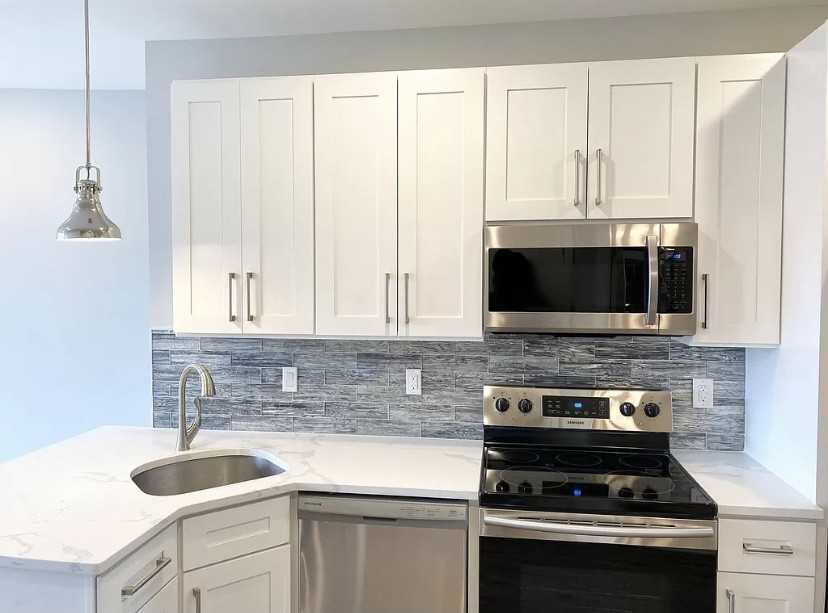 2425 Frankford Ave #2 - Photo 2 of 10