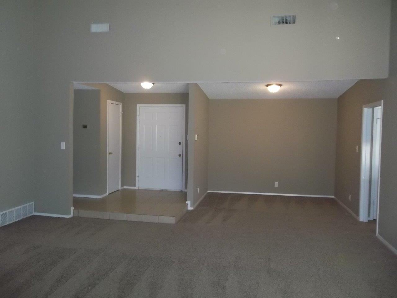 9920 Edmund Dr - Photo 2 of 14