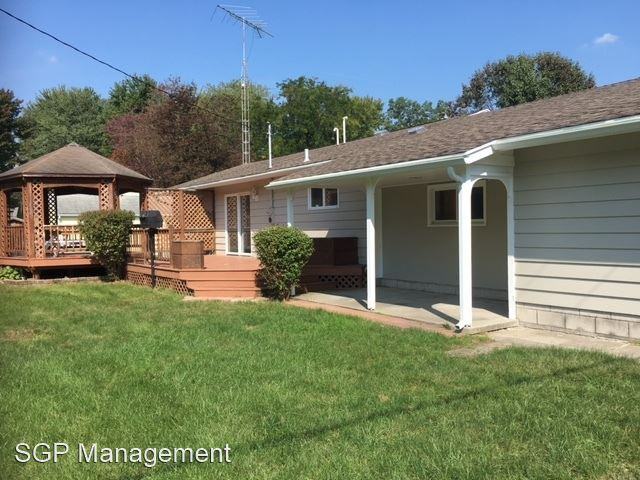 11043 Secor Rd - Photo 2 of 11