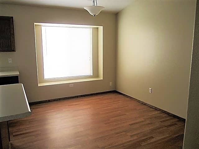 605 Soothing Meadows Dr Ne - Photo 3 of 11