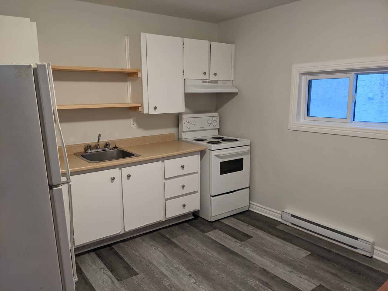 April 1st, One bedroom apartment Downtown Hull Apartments 134 Rue