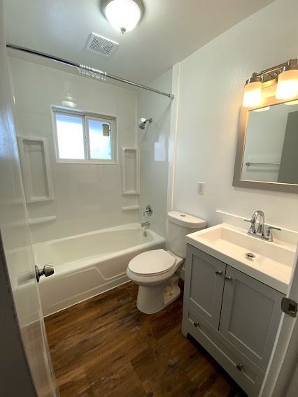 1216 20th St S #2 - Photo 6 of 13