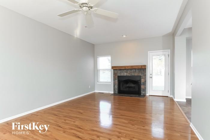 962 Balsam Wood Ln - Photo 3 of 15