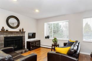 3 Bedroom, Upper Floor 1/2 duplex - Photo 1 of 1