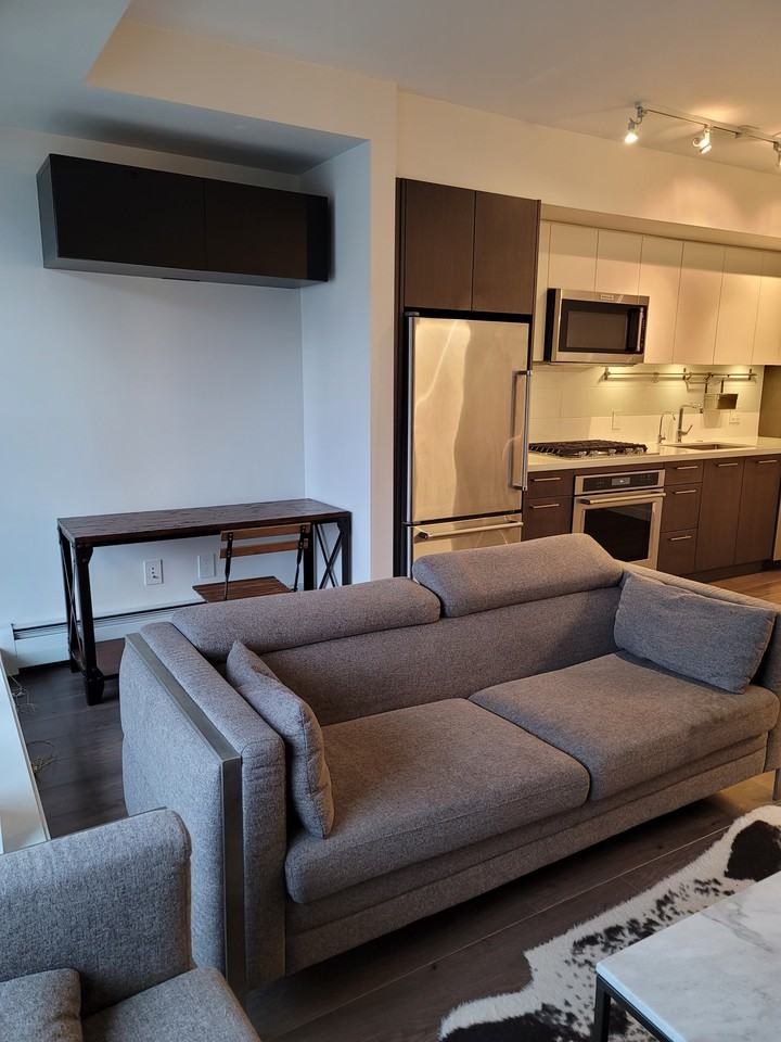 417 Great Northern Way - Photo 3 of 21