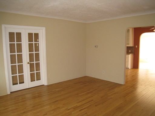 310 Truman St NE - Photo 2 of 11