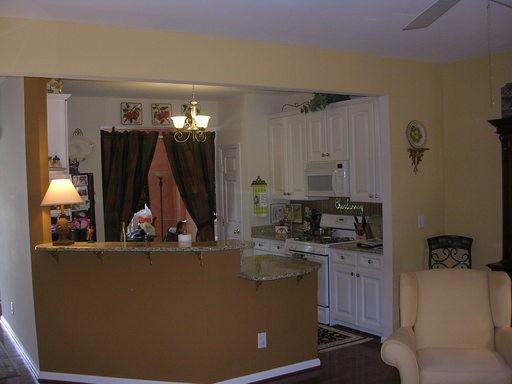 14602 Greenpoint Ln - Photo 2 of 12